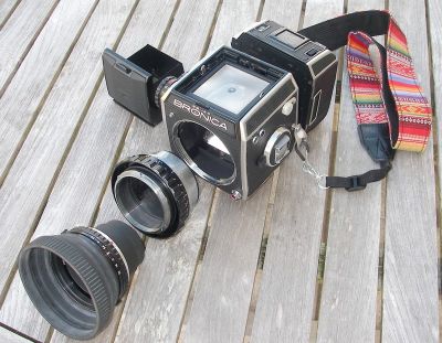 Bronica EC
