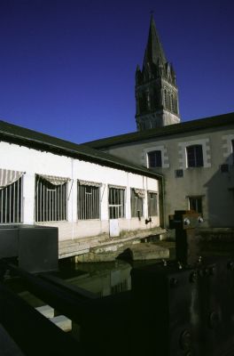 Mots-clés: usine