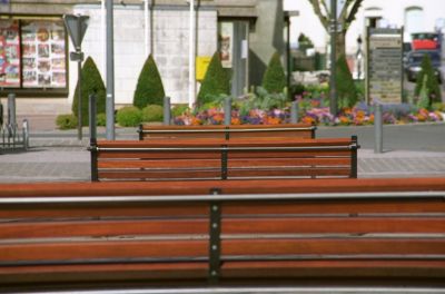 Mots-clés: rue bancs