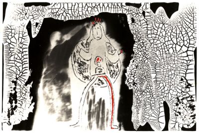 vierge à l'enfant
technique mixte sur diapo (grattage, encre de chine), tirage, puis pochoir peinture rouge.
