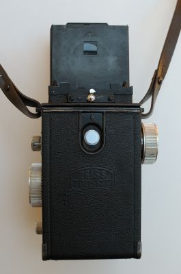 300_8912mini.jpg