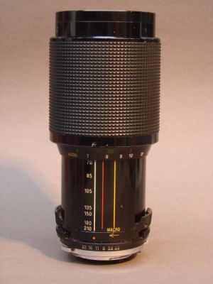 Vivitar_70-210_f=3,5
