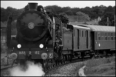 LOCO002.jpg