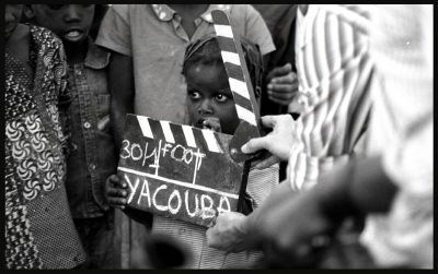 Clap
Photo souvenir pour la fin d'une séquence 'foot' pour le docu
Mots-clés: foot yacouba clap tournage cinéma ouagadougou afrique burkina faso documentaire