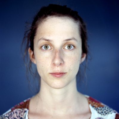 Aline.jpg