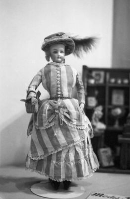Doll
Doll
Mots-clés: Doll