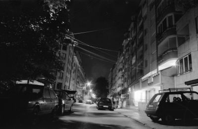 Mon quartier
Canon A1 - zoom Tokina 28-70 - Tri X 400 développé à l'ultrafin
