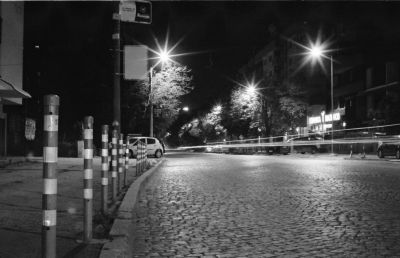 Mon quartier
Canon A1 - zoom Tokina 28-70 - Tri X 400 développé à l'ultrafin 
