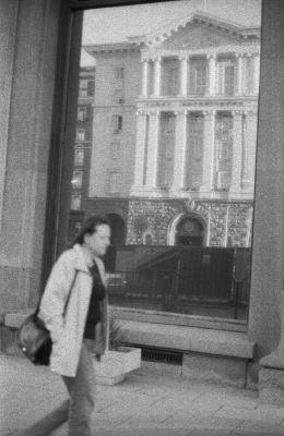 Sofia - présidence
FED 2d - Tri X 400 - 1/60 à 5.6
