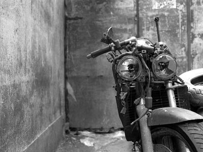 Epave moto
Dans une ruelle de Hong Kong
