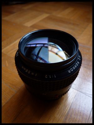 Minolta MC Rokkor 58mm 1,2
Mots-clés: Minolta Rokkor 1,2