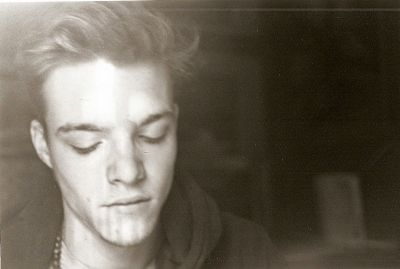 ChamBard.
  Sa musique :    http://soundcloud.com/chambard

