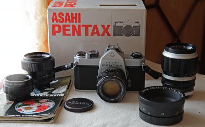 Pentax SP500
Appareil slr à mesure ttl
Super-takumar 55mm f:2
Mots-clés: Asaki pentax sp500
