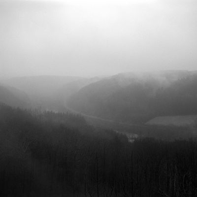 Vallée de l'Amblève sous la brume
Flexaret I / Hp5+
Mots-clés: Brouillard brume flexaret