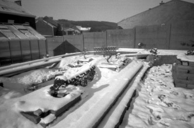 Skink pinhole sur Voigtlander Bessa-T
Ilford FP4+ temps de pose 1/4 seconde
Sténopé de 0,218mm
Mots-clés: Sténopé Skink