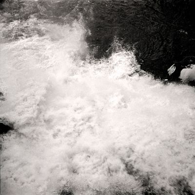 Cascade de Coo
Appareil: Yashica A - HP5+ - 1/100e. à f:11
Scan RVB
