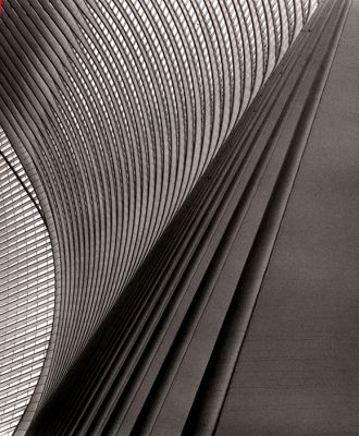 Cathédrale ferroviaire (4)
Gare des guillemins à Liège
Yashica Mat 124G / Ilford HP5+ / Rodinal 1+50, 11' à 20°C 
Mots-clés: Guillemins Yashica Mat 124G