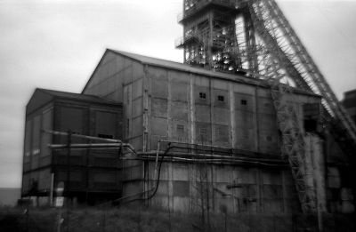 Lomo
Zeiss Ikon Simplex / HP5+, 8' à 19°C dans du LC29 1+19
Mots-clés: Zeiss simplex lomo