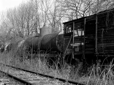 véhicule oublié
Mamiya 645 + Sekor 80mm 1.9
HP5+ dans du Lc29 1+29
Mots-clés: Véhicules abandonnés