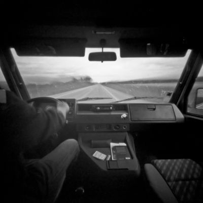 Auto portrait mobile
Noon Pinhole - PanF+ 50@ - Scan de néga
Mots-clés: Noon pinhole PanF+