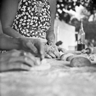 Women at work
Mamiya C330 - TriX - scan de néga
