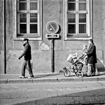 gauche droite
Mamiya C330 80mm - Superpan 200@
Mots-clés: Mamiya C330 street superpan200@