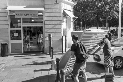 Les coquins
Nikon FE2 35mm - Adox Silvermax 100@
Mots-clés: Nikon FE2 street