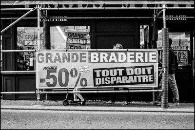... presque tout !
Hexar AF - TriX
Mots-clés: HexarAF street