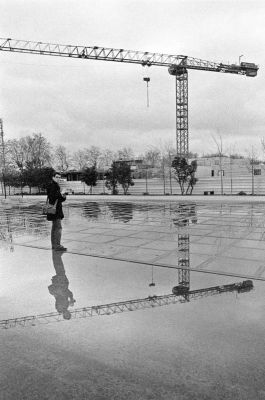 Mr Gustave
Nikon Fe2 - 24mm Ais
Tri X 400@800 / Rodinal
Scan de néga 
Mots-clés: Fe2 tri-x 400@800