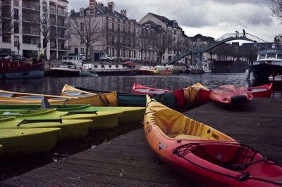 Kayak
Yashica 35 GSN
Kodak Portra 400UC
Scan de néga

Mots-clés: Portra 400 UC Yashica35GSN