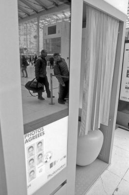 Photos agréées
Nikon Fe2 24mm - TriX 400@800 - Scan de néga
Mots-clés: street Tri-x Fe2 400@800