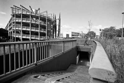 Iron made on
Nikon FE2 - TriX - scan de néga
Mots-clés: Nikon FE2 TriX street