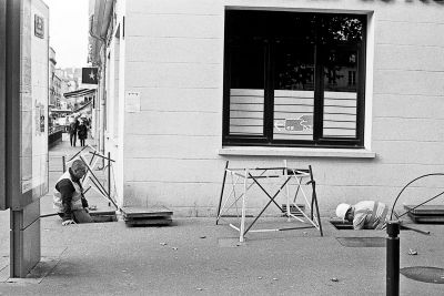 Allo allo ?
Nikon FE2 50mm - Tri X
Mots-clés: Nikon FE2 street