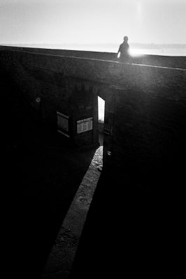 Portes ouvertes
Nikon FE2 24mm - TriX 400@200 / rodinal
Mots-clés: Nikon FE2 street