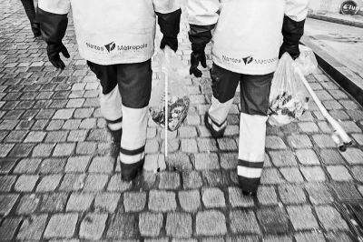 Les nettoyeurs
Nikon FE2 24mm - TriX
Mots-clés: Nikon FE2 street