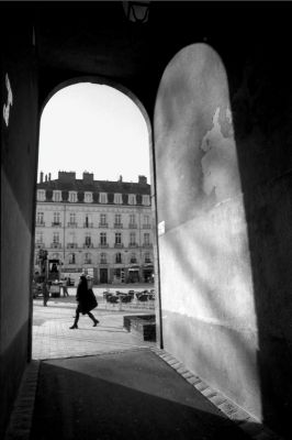 Livre ouvert
Nikon Fe2 - 24mm Ais
Tmax 100@ / Rodinal 1+50
Scan néga
Mots-clés: street Tmax Fe2