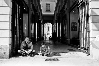 Tel père tel fils
Nikon FE2 24mm - Superpan 200@
Mots-clés: Nikon FE2 street