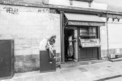 Rencard
Nikon FE2 24mm - TriX 400@200
Mots-clés: Nikon FE2 street