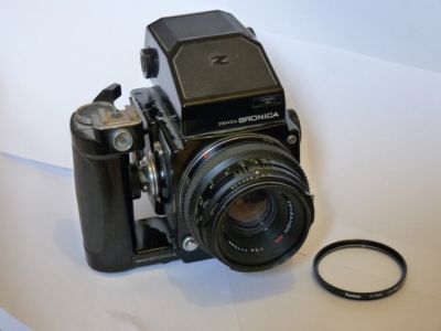Zenza Bronica 2
