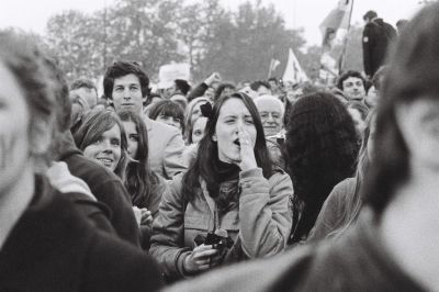 On y croit!
Nikon F4s - Tmax 3200 - AFD 50 mm.f1.4
