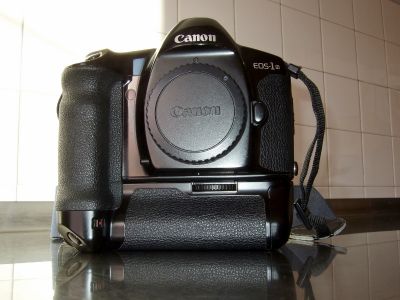 EOS-1n

