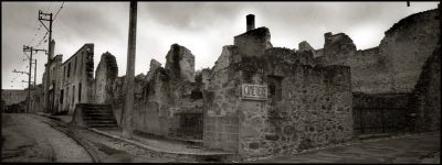 Oradour 3
"Et puis l'angoisse faisant place à l'horreur"
Mots-clés: oradour