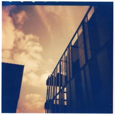 KB - Skies
