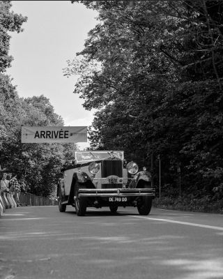 Course de Cote 
Mots-clés: mamiya rb