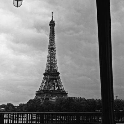 La Tour Eiffel
Mots-clés: Yashica Mat