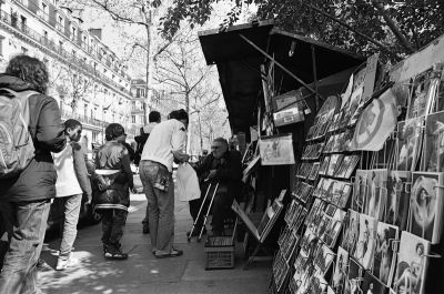Bouquiniste
Mots-clés: Nikon F