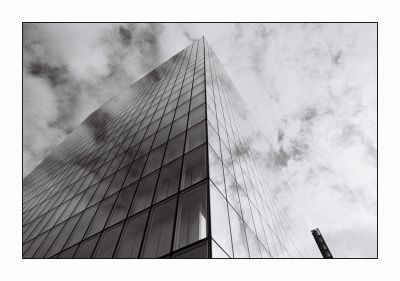 Au pied de la BNF
Nikon F Nikkor 24 F2.8
