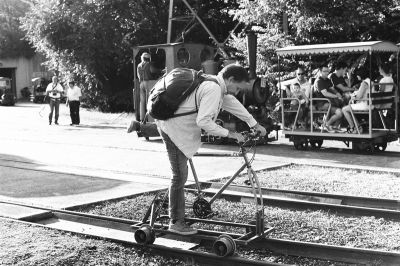 Daouar en velo ferré
Mots-clés: NIKON F