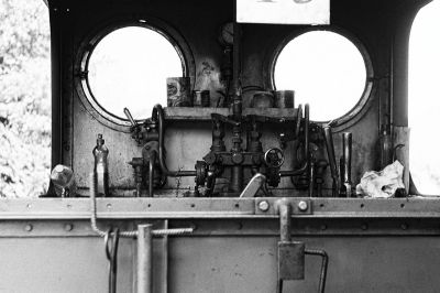 Dans les yeux de la machine
Mots-clés: Kiev Contax argentique matériel