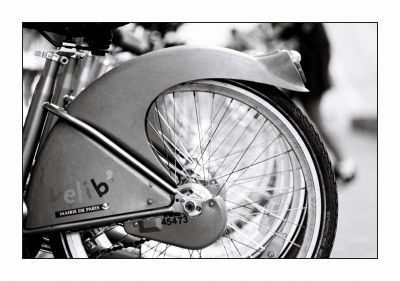 Le Velib
Nikon F Nikkor 200 F4

